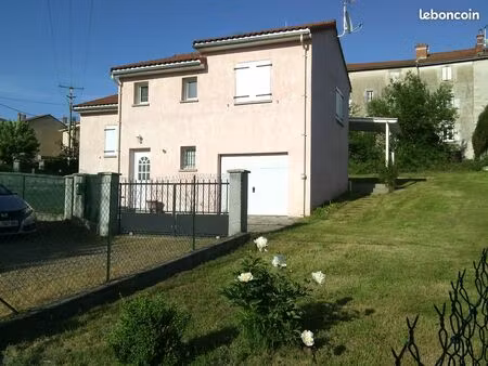 maison indépendante 80 m²