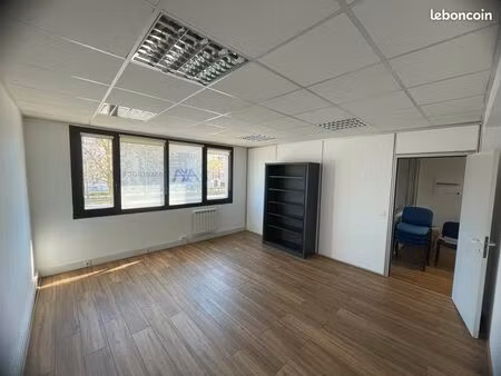 bureau 20 m² – marcq-en-barœul (axa)