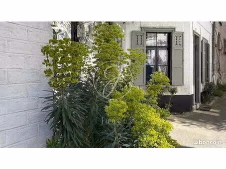 maison de ville 4 pièces 90 m²