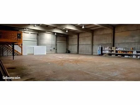location entrepot 785m²