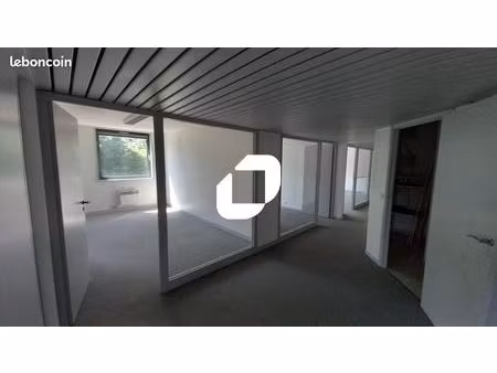bureau 195 m²