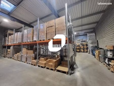 local d'activité 640 m²