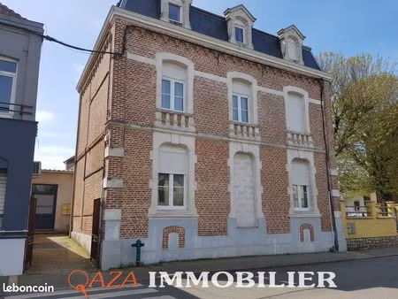 immeuble 180 m² auchel