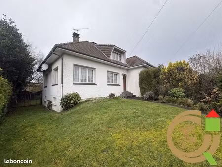 pavillon 6 pièces 128 m²