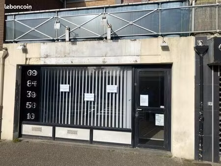 local commercial 60 m²