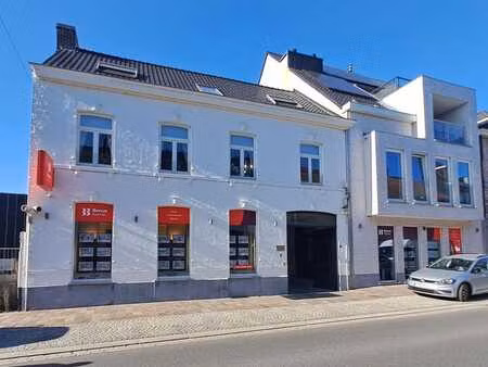 appartement clé en main avec 1 chambre et grande terrasse su