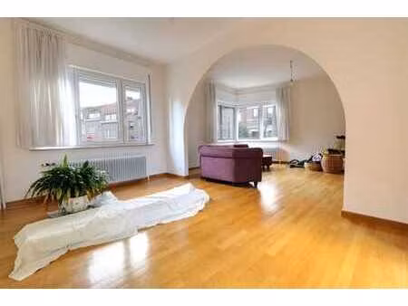 beaulieu : maison 150m²- 3 chbres - garage + cour 32m²