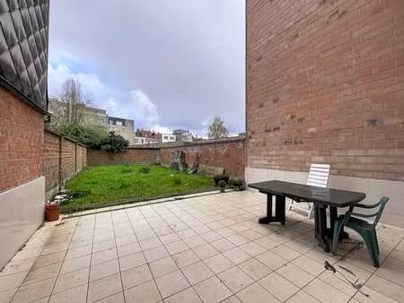 belle maison + jardin & garage