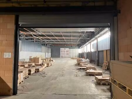 lot/beersel - entrepôt à louer