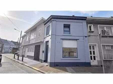 chouette maison habitable rapidement + jardin