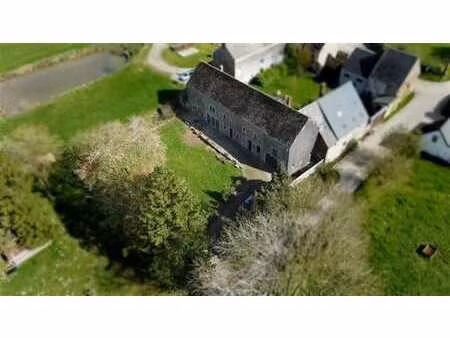 charmante partie de ferme  pleine de caractère