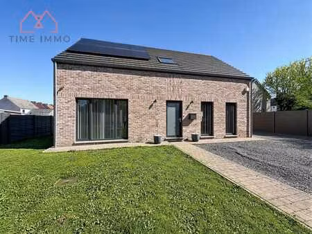 superbe villa 4 façades peb a