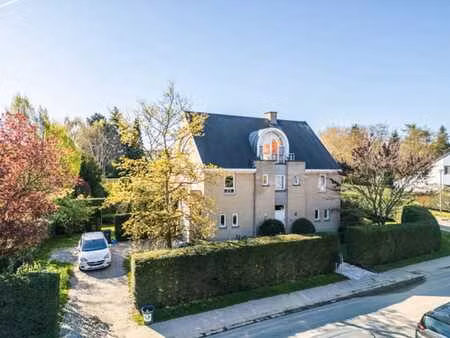 villa contemporaine 5 chambres avec jardin à kraainem