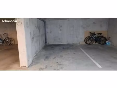 2 parking boxable ciboure