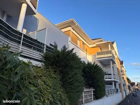 jurançon -exclusivité - appt t2 avec grand balcon et 2 parkings