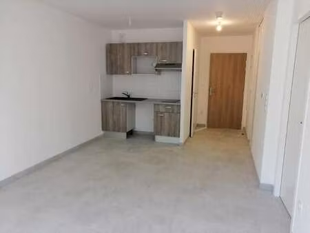 location appartement 2 pièces à pornic (44210) : à louer 2 pièces / 42m² pornic