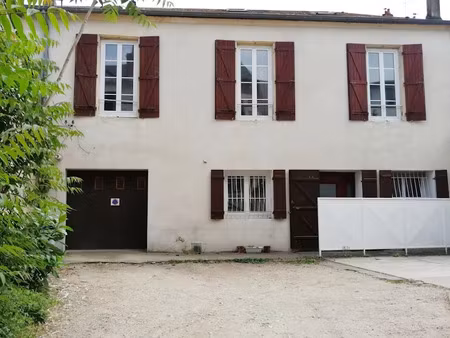 location maison 5 pièces 96 m² à nevers (58000)  805 €