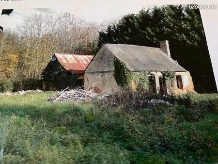 terrain à vendre avec bâtiment existant à réhabiliter