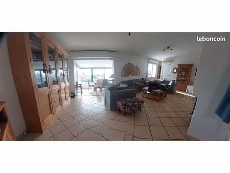 maison 4 chambres sur 857m2 +dépendance