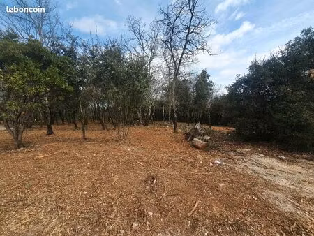 terrain 1 338 m² labastide de virac