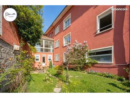 appartement 5 pièces 96 m²