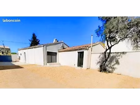 vente maison monteux - plain pied 140m² - terrain clos 330m²
