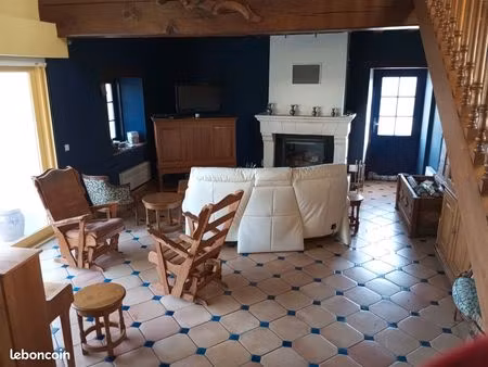 maison 5 pièces 199 m²