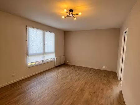 studio 1 pièce 36 m²
