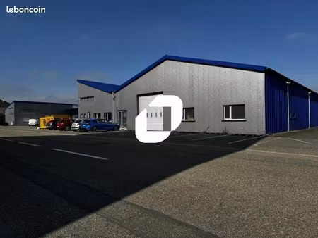 local d'activité 2 343 m²