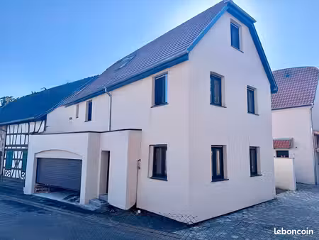 maison 6 pièces 126 m²