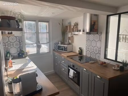 maison meublée de 85 m2 en plein cœur du village de fronton