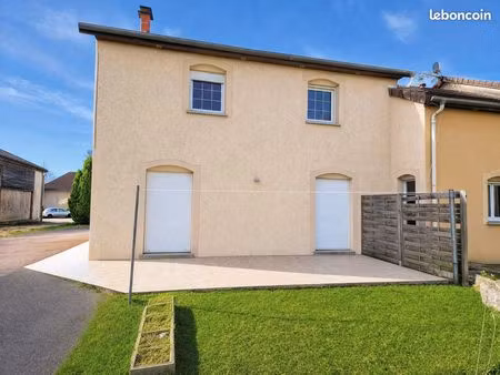 maison spacieuse 147 m² avec jardin et parking disponible au 1er juillet