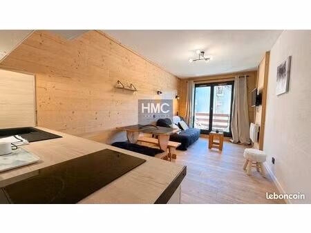 studio entièrement rénové avec balcon et cave au cœur de pyrénées 2000