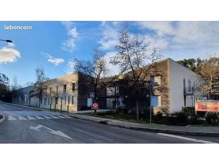 t1 21m2 (loyer tout compris) - gardanne