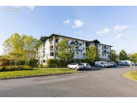 studio 1 pièce 22 m²