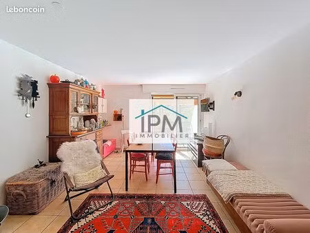 triplex 3 pièces 53 m²