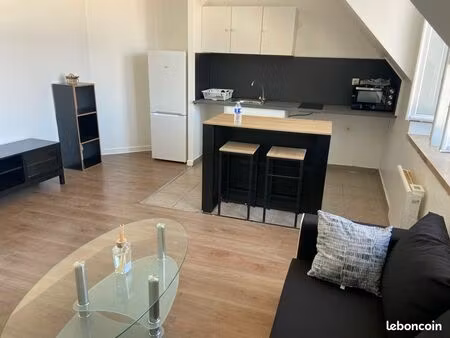 2 pièces meublées centre ville