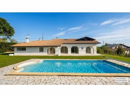 maison familiale – piscine et vue rhune