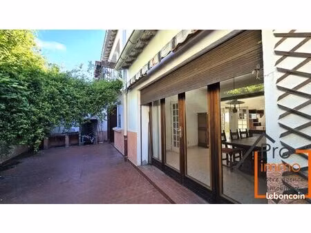 maison de village 6 pièces 178 m²