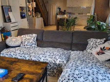 maison individuelle terrain de 60m2  2 chambres