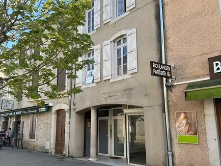 local commercial 25 m2