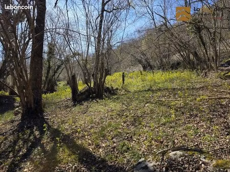 terrain 7410 m² gez