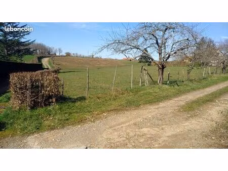 bourgogne sud - gueugnon / mercully : terrain constructible 3 395 m²