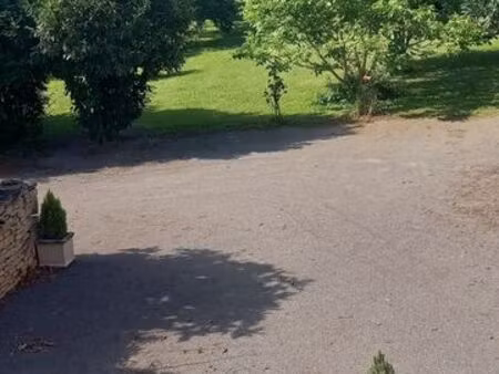 igé  maison de village 80 m² avec 780m² de terrain