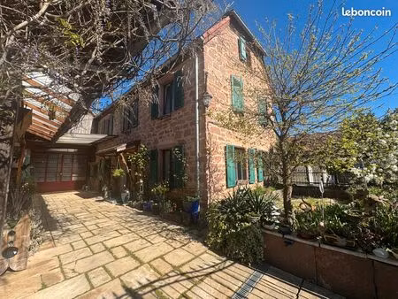 excluia68- maison de caractère en pierre d'alsace-265 m2 hab- 4 chambres et un espace adol