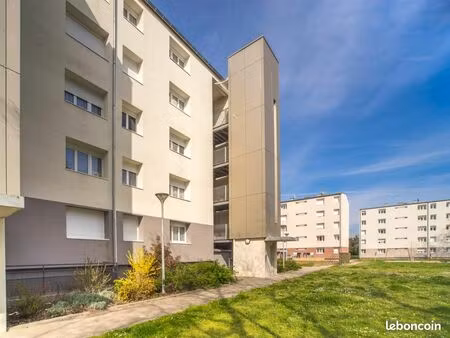 appartement 3 pièces 65 m²