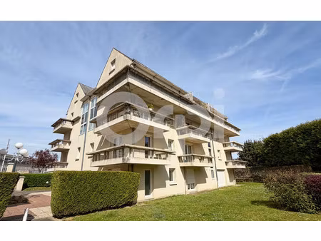 location appartement  m² t-2 à senlis  740 €