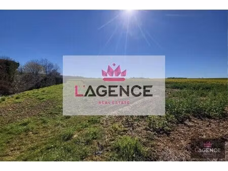 en vente terrain constructible 12 ares – 109 000 € |pierrepont