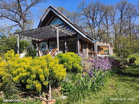 maison en bois écologique autonome