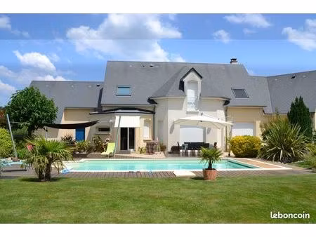 maison familiale à trangé 206m²